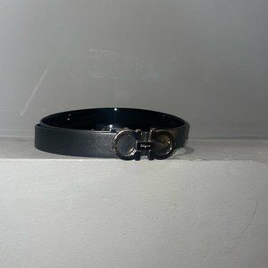 Reversible and adjustable Gancini belt